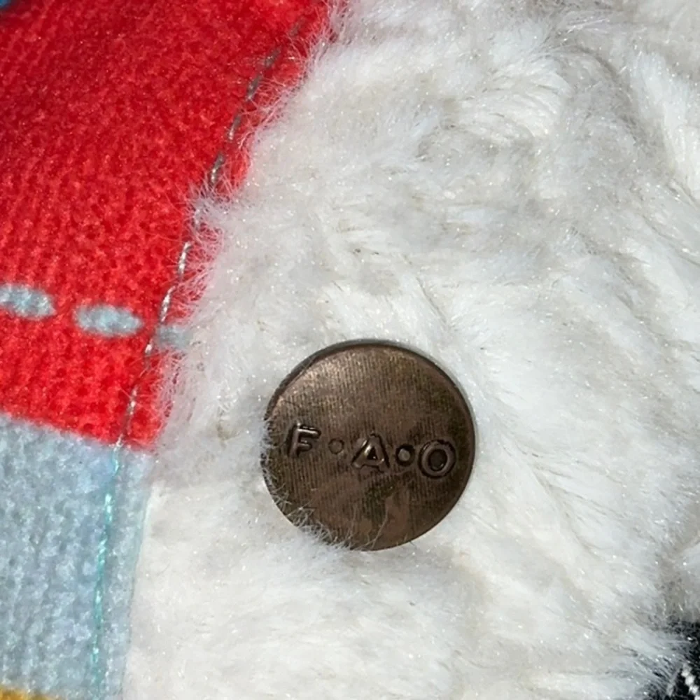 FAO Schwarz, Llama/Alpaca Stuffy